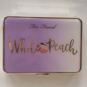 Too faced white peach eyeshadow palette
